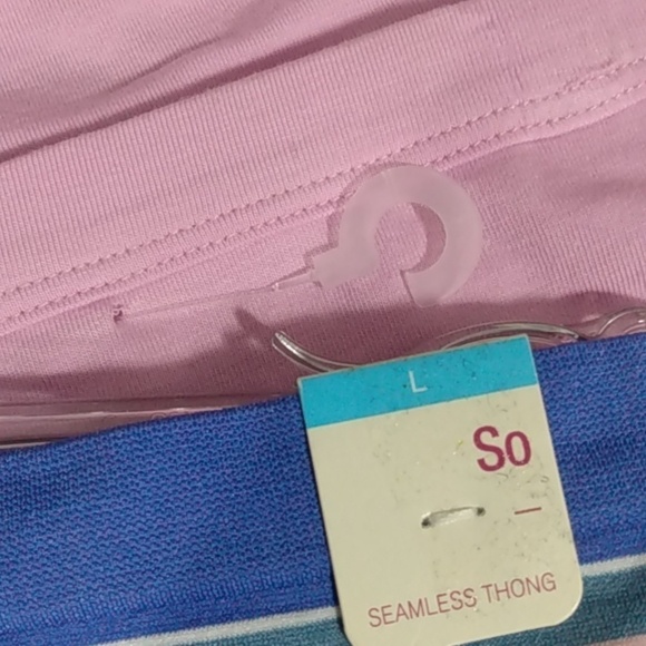 3 PAIR LAVENDER PINK GRAY STRIPE SEAMLESS THONG PANTIES BUNDLE SIZE LARGE NWT - Picture 7 of 7